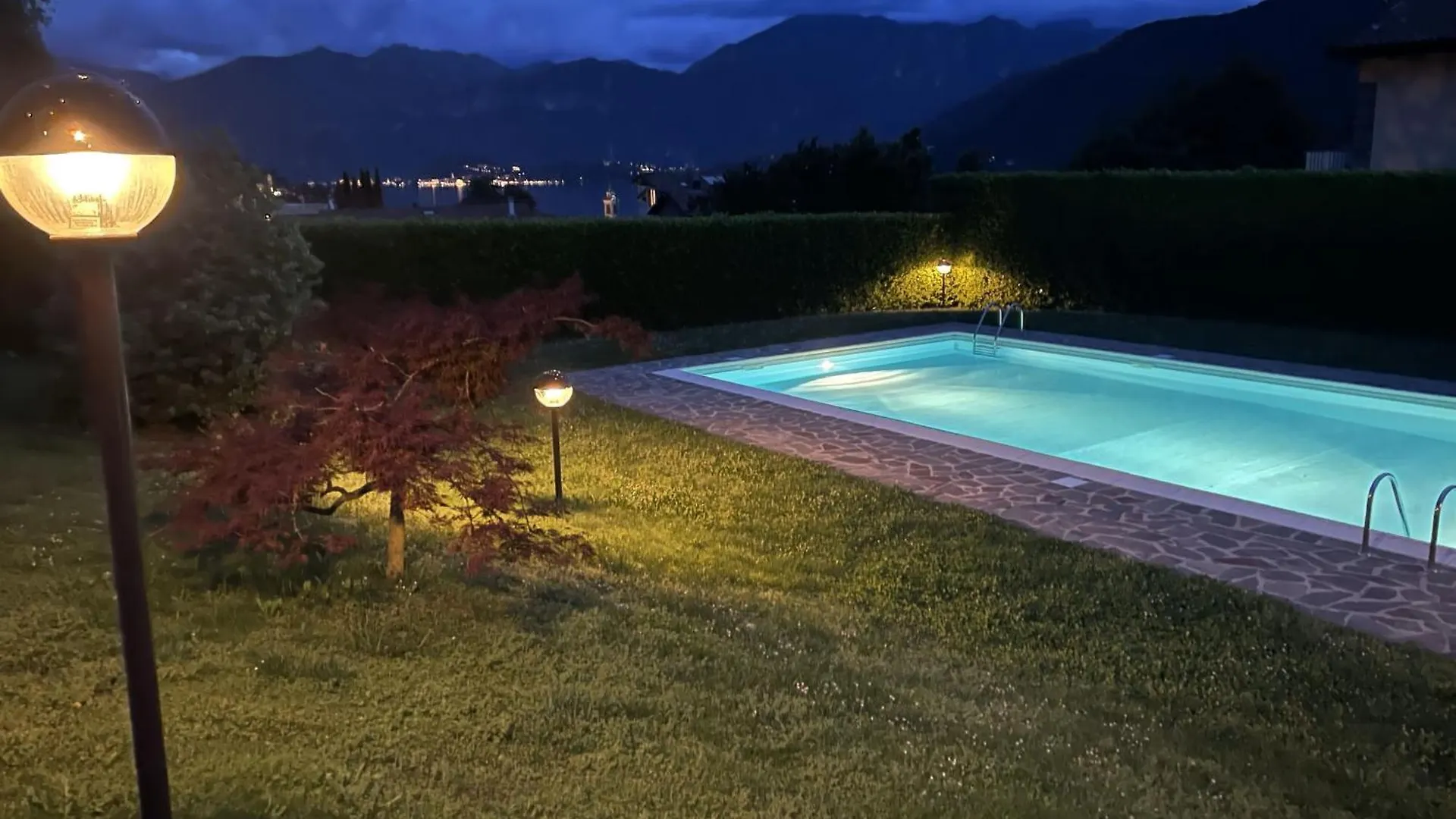 La Rosa Del Lago Lenno Apartment